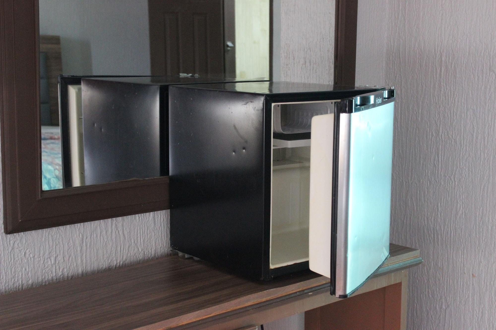 Oyo Nueva Galicia Hotel กัวดาลาฮารา ภายนอก รูปภาพ