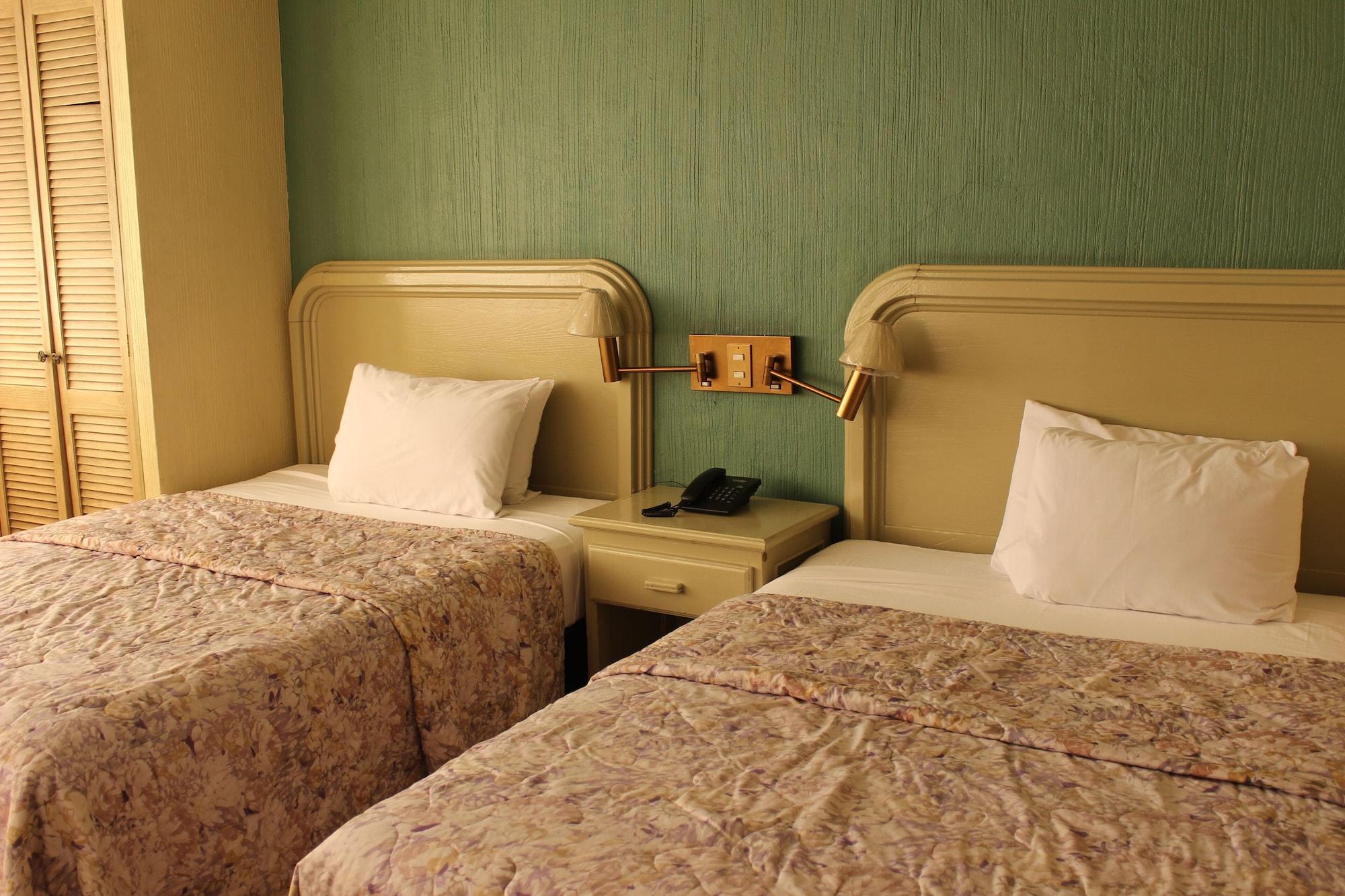 Oyo Nueva Galicia Hotel กัวดาลาฮารา ภายนอก รูปภาพ