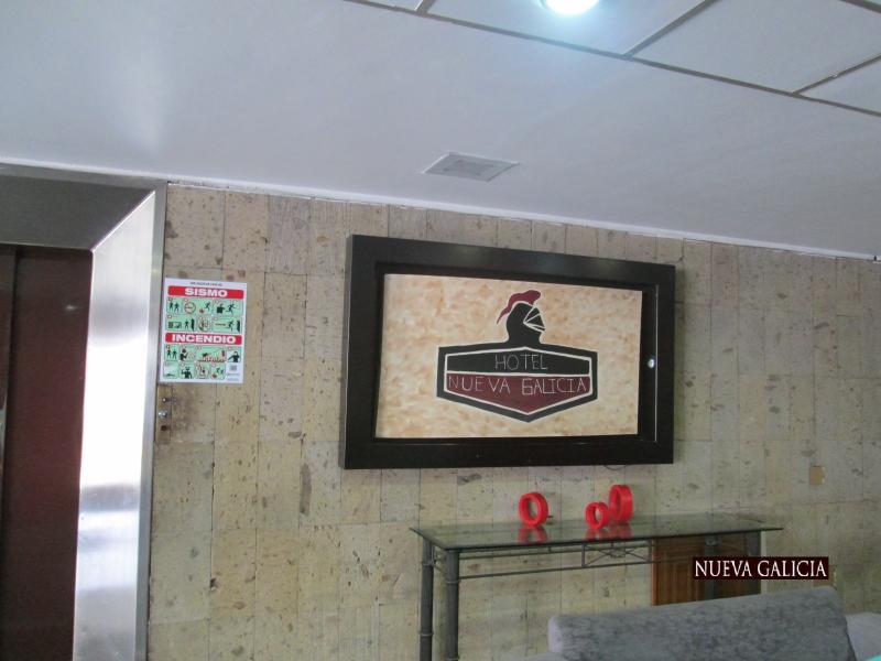 Oyo Nueva Galicia Hotel กัวดาลาฮารา ภายนอก รูปภาพ